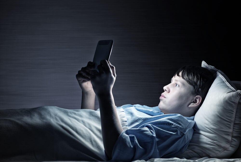 Adolescentes que duermen poco