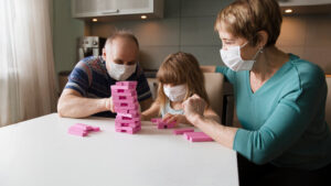 Consejos para padres para seguir enfrentando el COVID
