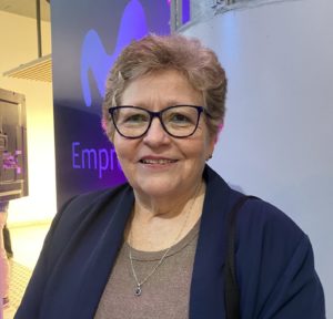 “Aquí la educación puede salvar una vida”: Emilia Valenzuela, la directora que enseña dentro de una cárcel