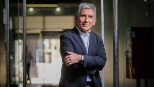 Humanidades. Lo visible y lo invisible — Carlos Peña vuelve a la defensa de lo esencial