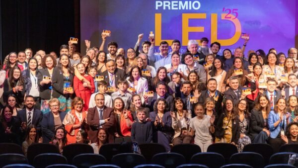 Premio LED abrió sus nominaciones en su cuarta versión: liderazgo directivo que transforma la educación