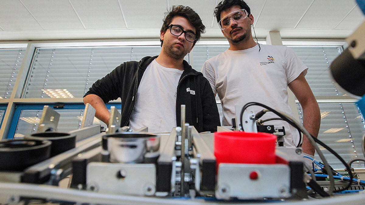 SNA Educa trabaja en la actualización de sus planes de evaluación formativa con la colaboración de WorldSkills Chile
