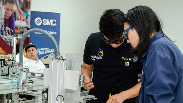 Centros de entrenamiento WorldSkills: Cuando el liceo se abre a la comunidad TP para preparar competidores