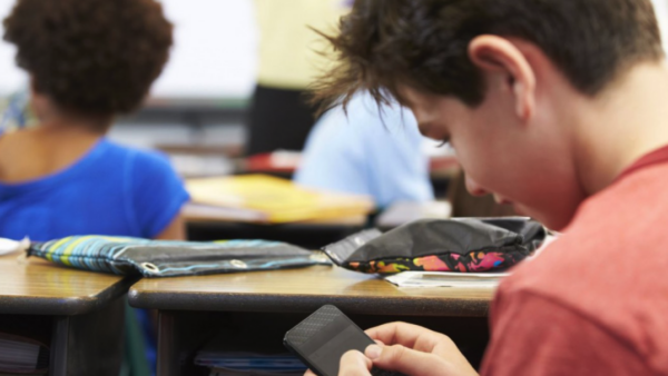 [Carta al Director] Celulares en colegios
