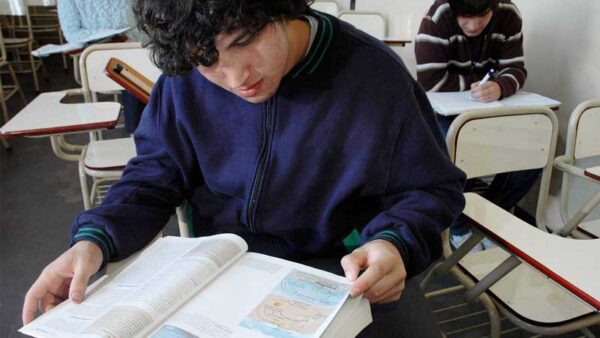 Manfred Svensson: “La presencialidad en la educación tiene un carácter invaluable”