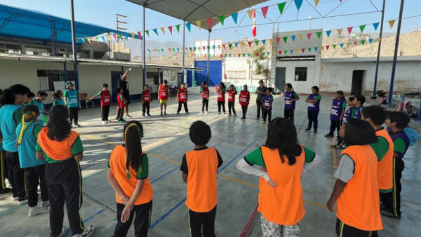 Reconstruyendo la convivencia escolar: Un caso de intervención exitosa