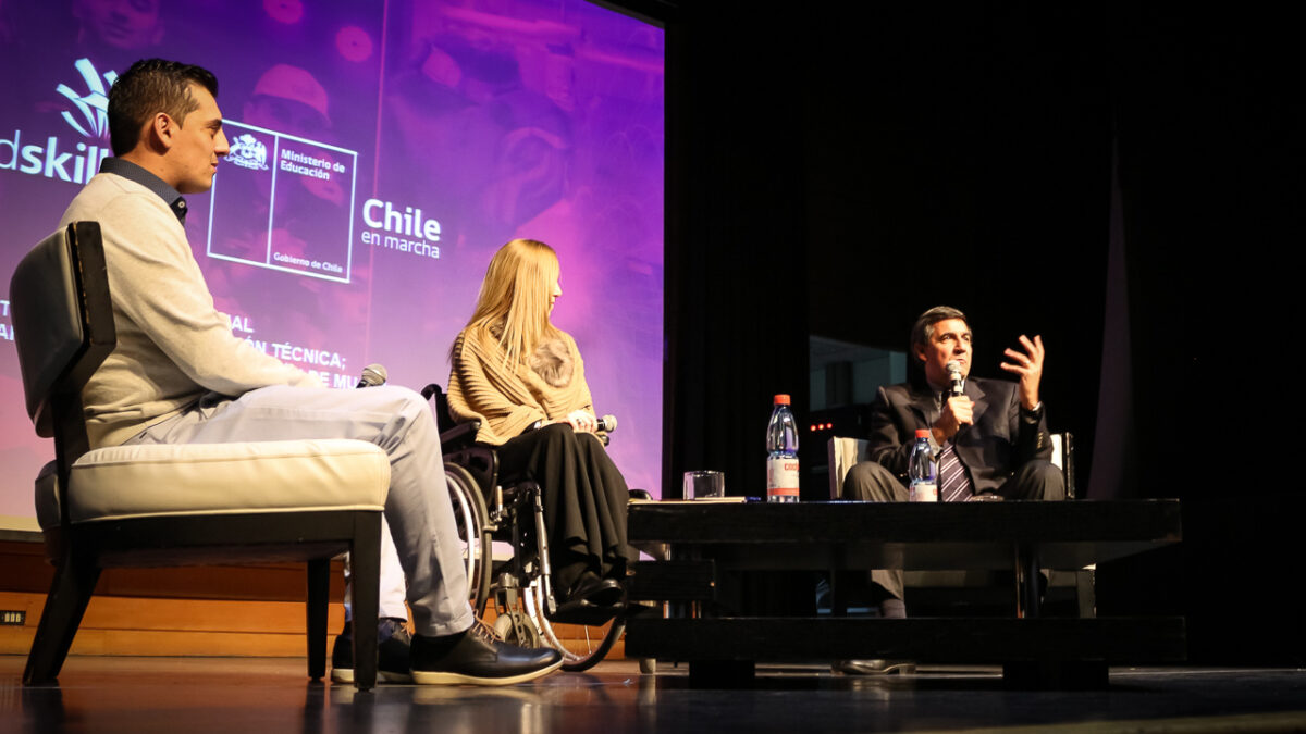Rol de la mujer en el mundo Técnico Profesional fue el tema principal del Seminario Worldskills Chile