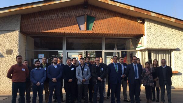 En Seminario de Especialidad Electrónica se destaca importancia de incorporar a las mujeres