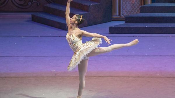 Lidia Olmos, exprimera bailarina del Ballet de Santiago: “Si tú quieres ser alguien, tienes que estar siempre vigente”