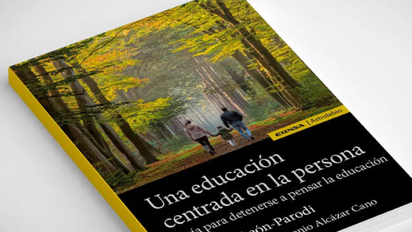 Lanzamiento del libro “Una educación centrada en la persona”