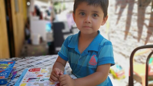¿Por qué fomentar el hábito lector en los niños?