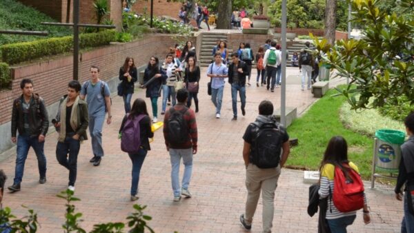 Conoce las nuevas Becas para profesores en el exterior