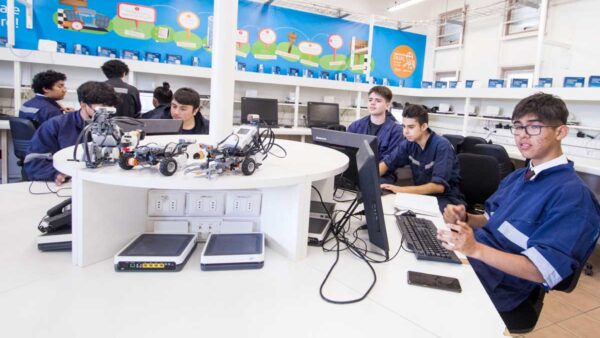 4 claves para orientar a los jóvenes en la elección de especialidades en EMTP