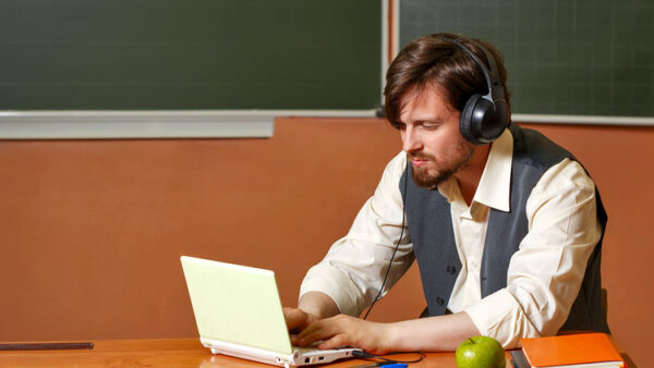 5 recursos gratuitos para enriquecer tu carrera docente