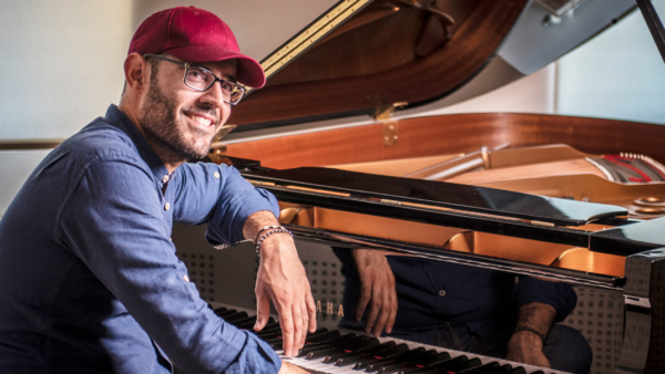Borja Niso: El ingeniero que dejó su carrera por la música