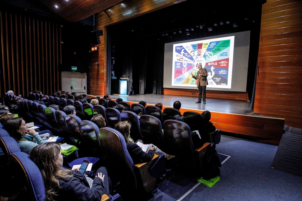 “El Colegio que viene” ya está en Chile
