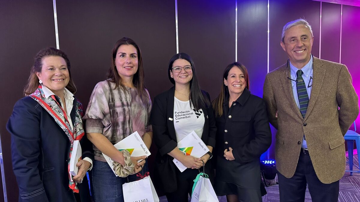 Uso de Celulares: exitoso encuentro con más de 50 docentes, directores y apoderados