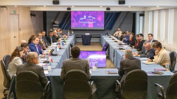 Chile reflexiona en torno a la educación técnica de la mano de 12 países de la región