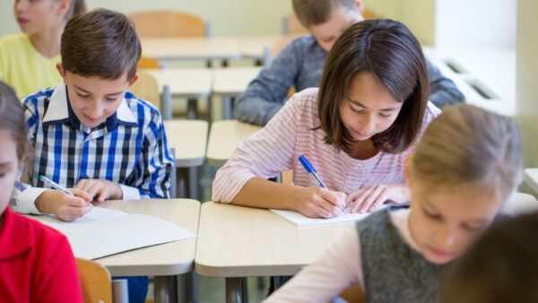 Estudiantes que no rindieron el SIMCE no tendrían consecuencias a nivel escolar