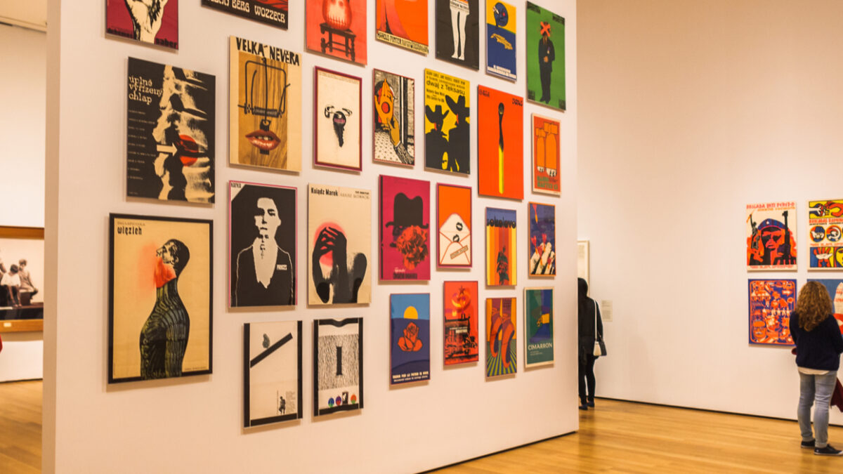Objetos cotidianos en el arte de la luz, Matilde Pérez – Iván Navarro.