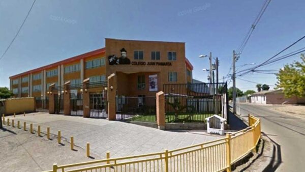 El celular en clases, de enemigo a aliado