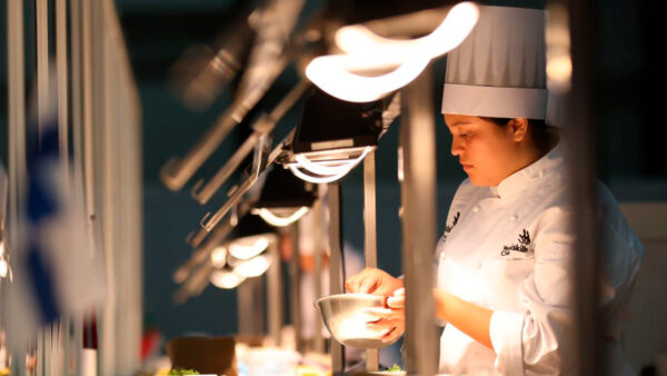 Chilena representa al país en competencia internacional de cocina