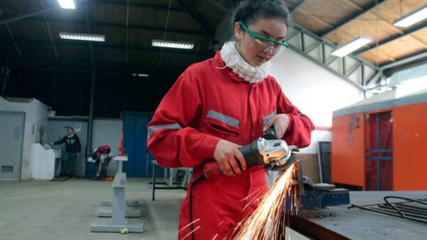 Un 43% de los profesionales chilenos no trabaja en la carrera que estudió