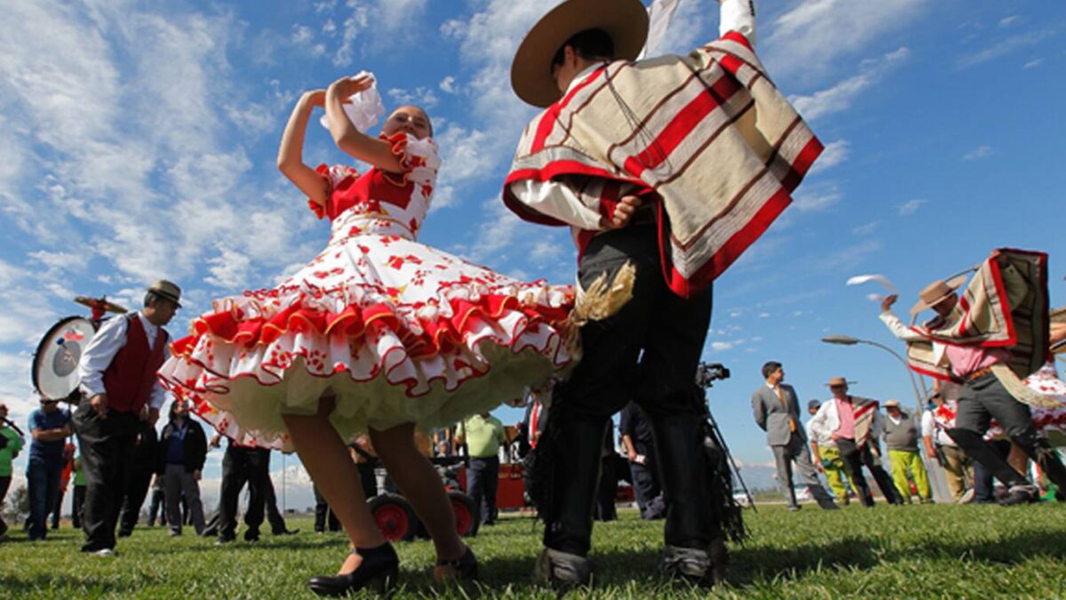 La cueca, más que un baile