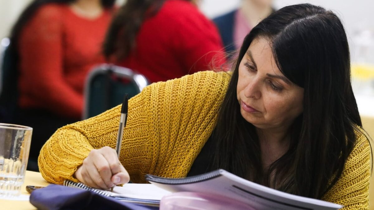 Para abordar la crisis de lectura: docentes se capacitan en fomento lector