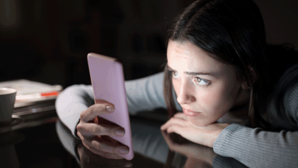 Estudiantes en el mundo digital: necesitan una guía, no un abandono