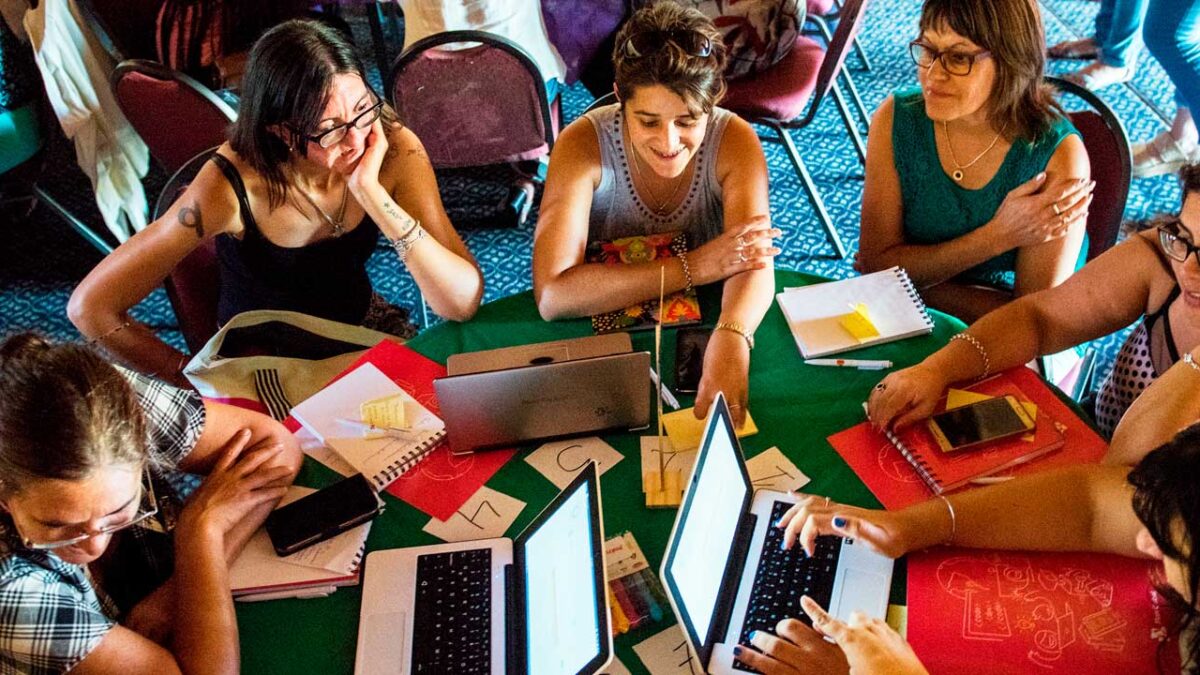 Maestros Comunitarios, de Uruguay Cuando la educación entra a los hogares