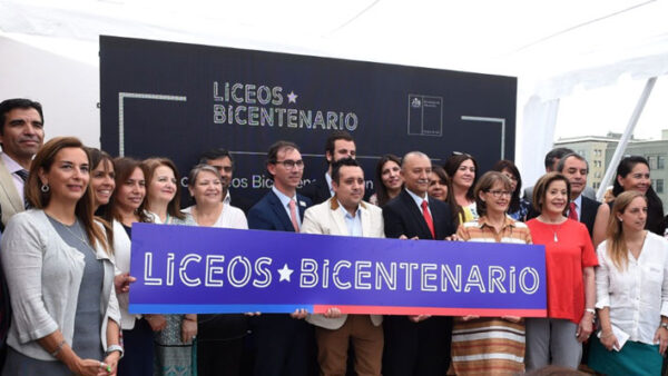 Estos son los 100 nuevos establecimientos del país que se convertirán en Liceos Bicentenario