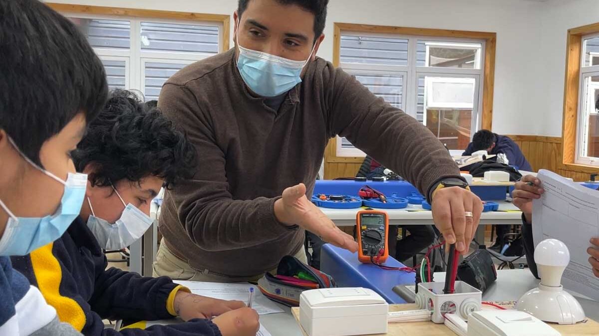 Cómo nivelar los aprendizajes: trabajo colaborativo, teórico y aplicado