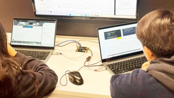 Innovación y liderazgo femenino: La apuesta del Colegio Almendral por la educación tecnológica