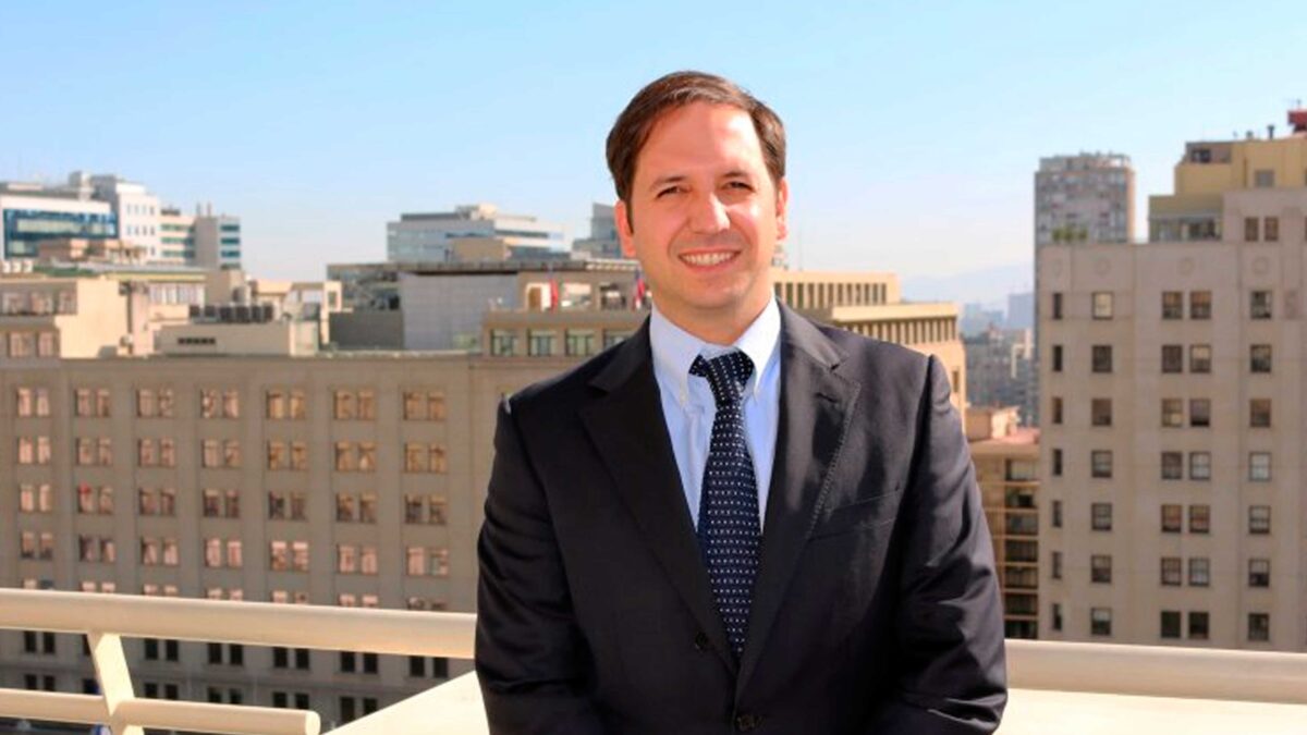 Sebastián Izquierdo: “Debemos invertir en la formación de buenos profesores”