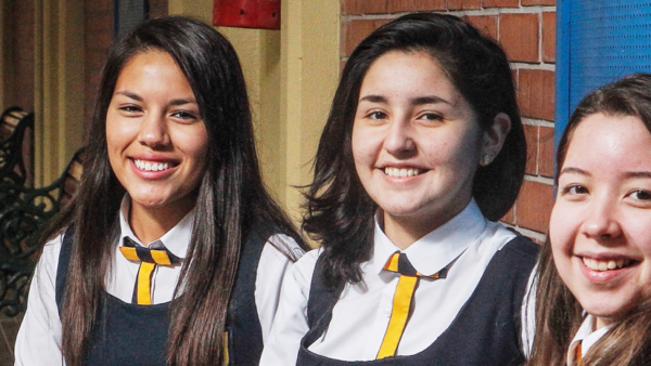 Colegio el Almendral de la Pintana: Formando el carácter y efectividad de sus alumnas
