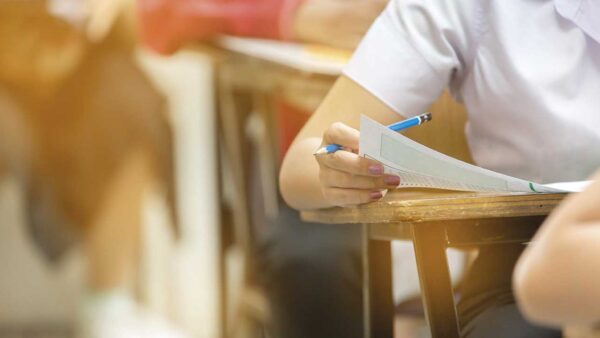 ¿Estamos educando para el pasado?