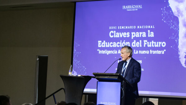 Seminario Nacional RED Irarrázaval reflexiona sobre la IA en la Educación