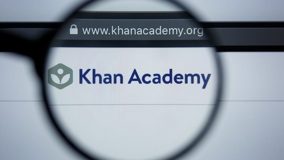 Más de cien profesores de matemática se capacitan en Khan Academy