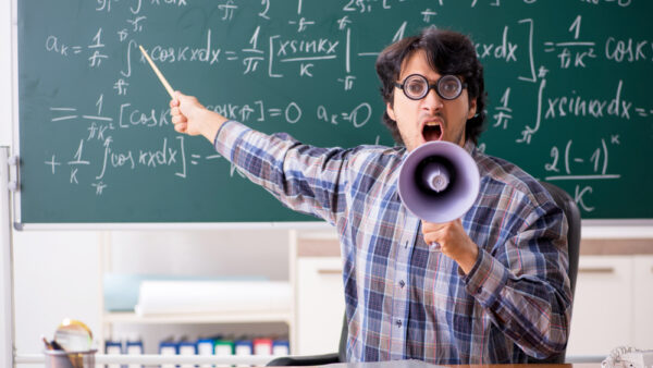 Docentes y el cuidado de su voz