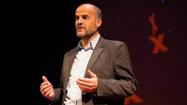 Actualicemos el concepto de Educación y reiniciemos la escuela