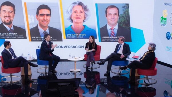 Rector Juan Pablo Guzmán participó en conferencia internacional sobre el futuro de las habilidades técnico-profesionales